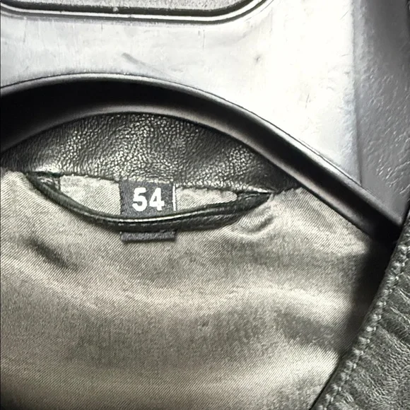 Giorgio Armani Men's Black Leather Jacket - Picture 5 of 10